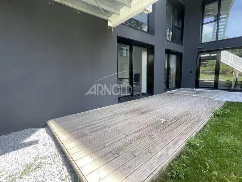 Bureau dans Vannes à vendre - Photo de l’immeuble – Image 2 sur 4