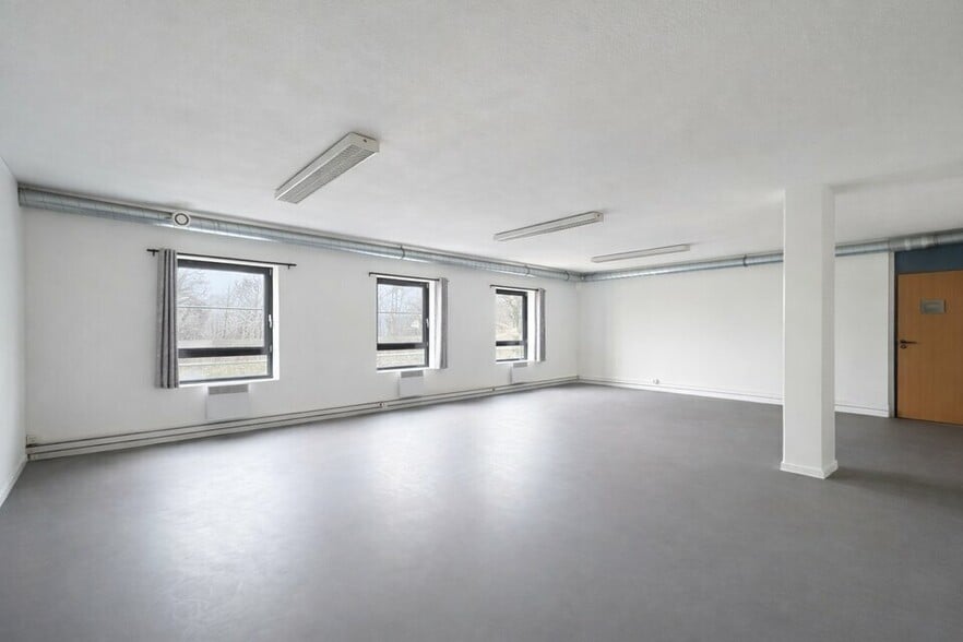 Bureau dans Villeurbanne à louer - Photo intérieure – Image 2 sur 15
