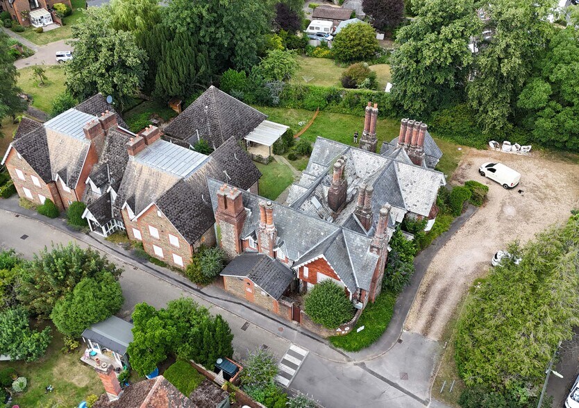 Main Rd, Crawley à louer - Photo de l’immeuble – Image 1 sur 5