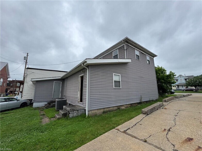3870 Central Ave, Shadyside, OH à vendre - Photo de l’immeuble – Image 3 sur 18