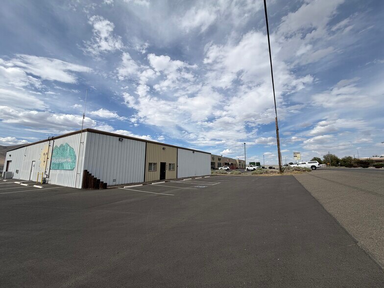 1022 Grass Valley Rd, Winnemucca, NV à vendre - Photo de l’immeuble – Image 1 sur 42