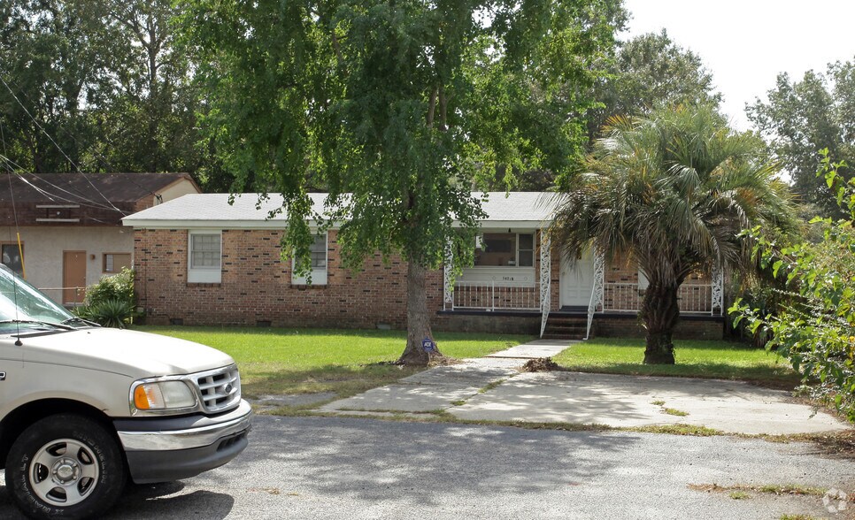 3421 W Montague Ave, North Charleston, SC à vendre - Photo de l’immeuble – Image 2 sur 2