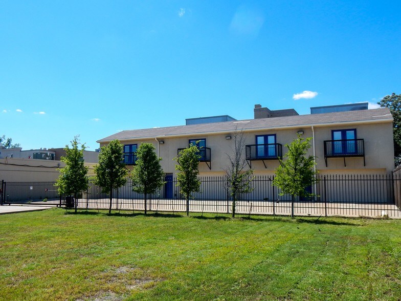 4211 Gaston Ave, Dallas, TX à vendre - Photo de l’immeuble – Image 2 sur 26