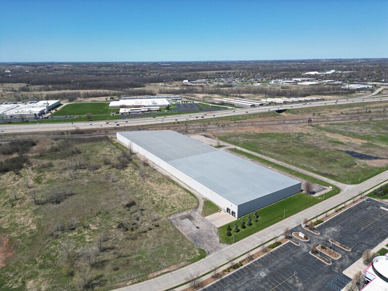 2435 Schultz Rd, Neenah, WI à louer - Aérien – Image 3 sur 18