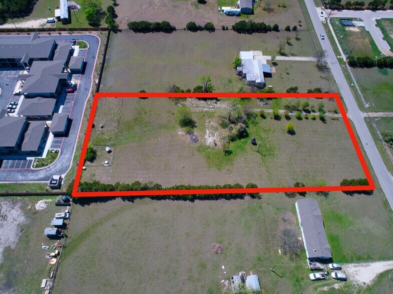 414 Lion Dr, Leander, TX à vendre - Aérien – Image 2 sur 7