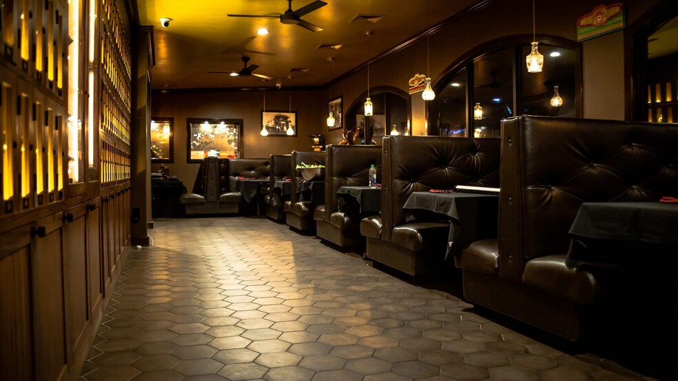 1325 Eureka Way, Redding, CA à louer - Photo de l’immeuble – Image 2 sur 6