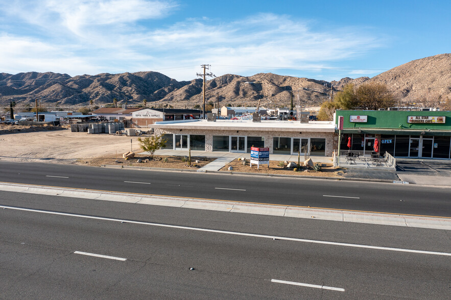 55684 Twentynine Palms Hwy, Yucca Valley, CA à louer - Photo de l’immeuble – Image 2 sur 26