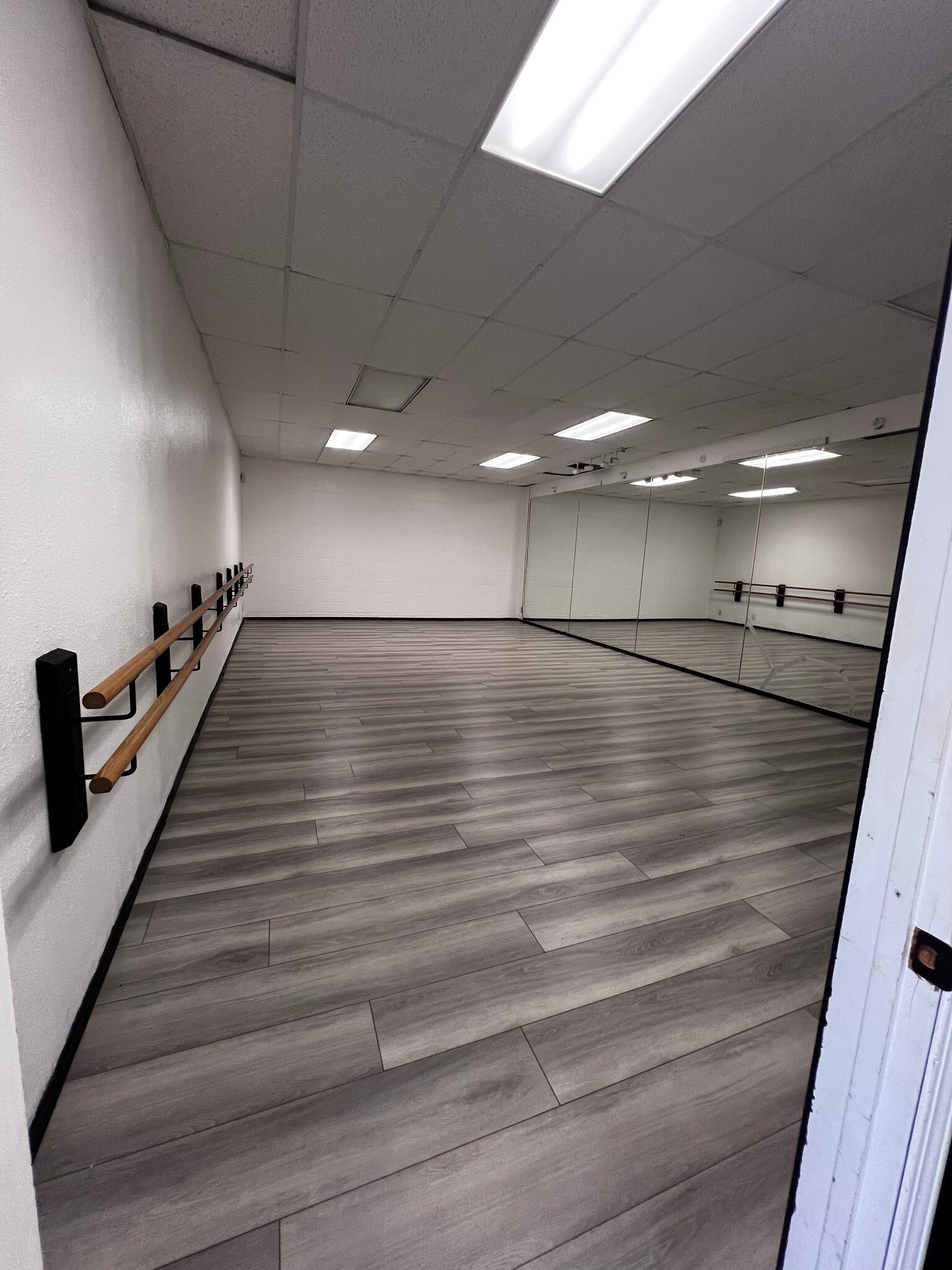 6104 San Juan Ave, Citrus Heights, CA à louer Photo intérieure– Image 1 sur 7