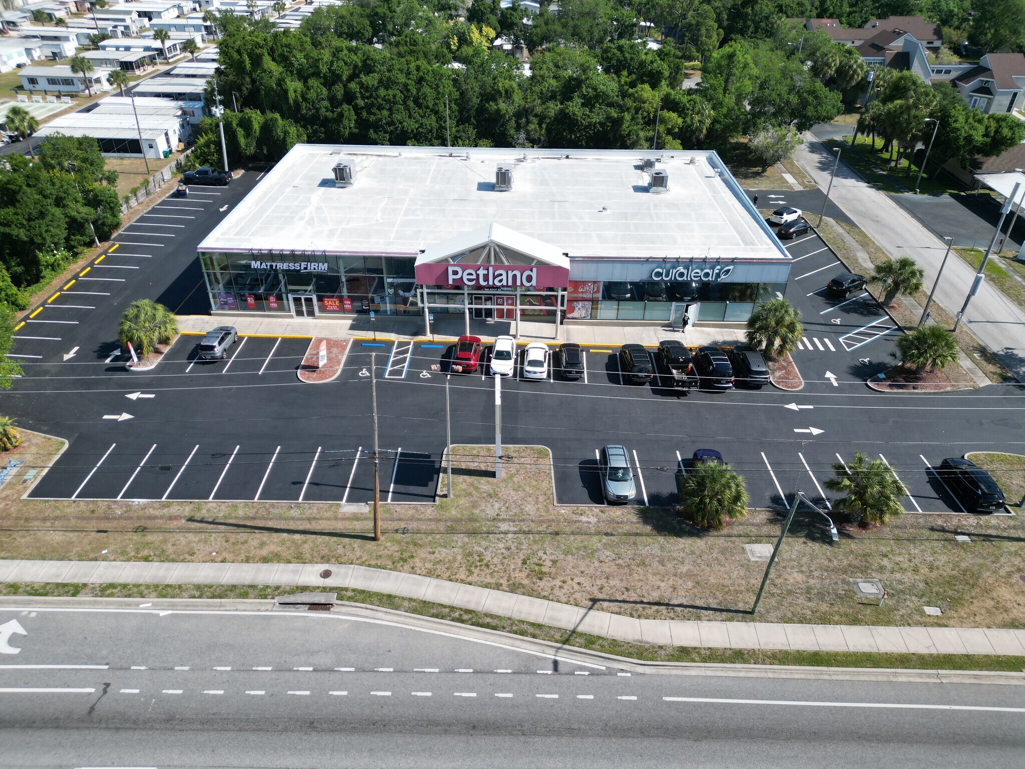 10289 Ulmerton Rd, Largo, FL à vendre Photo principale– Image 1 sur 12