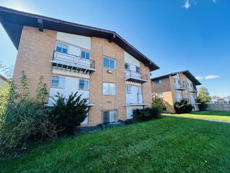 Plus de détails pour 11811 Morang Dr, Detroit, MI - Logement à vendre