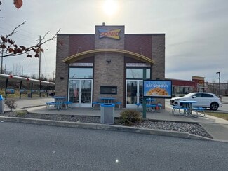 Plus de détails pour 368 E Route 211, Middletown, NY - Local commercial à louer