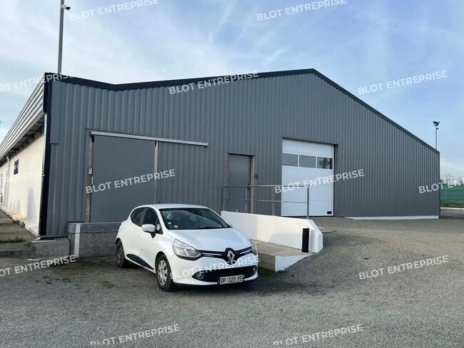 Plus de détails pour Bureau, Industriel/Logistique à louer