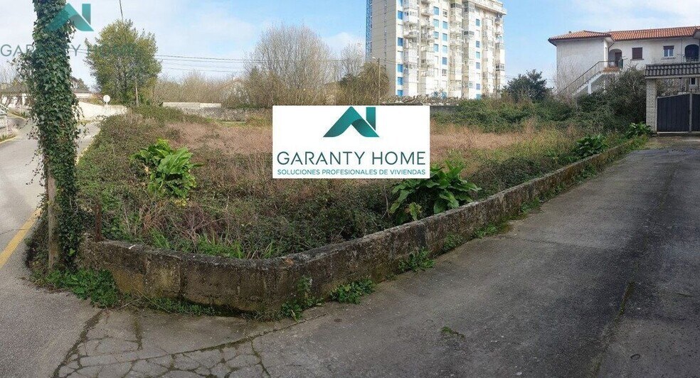 Terrain dans Laredo, Cantabria à vendre - Plan de site – Image 3 sur 3