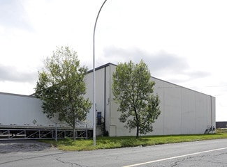 Plus de détails pour 1300 Rue Nobel, Boucherville, QC - Industriel/Logistique à vendre