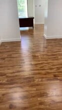 15720 Ventura Blvd, Encino, CA à louer - Vidéo sur l’annonce professionnelle