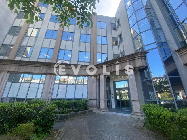 Plus de détails pour 6-8 Rue Paul Cezanne, Neuilly-Plaisance - Bureau à louer