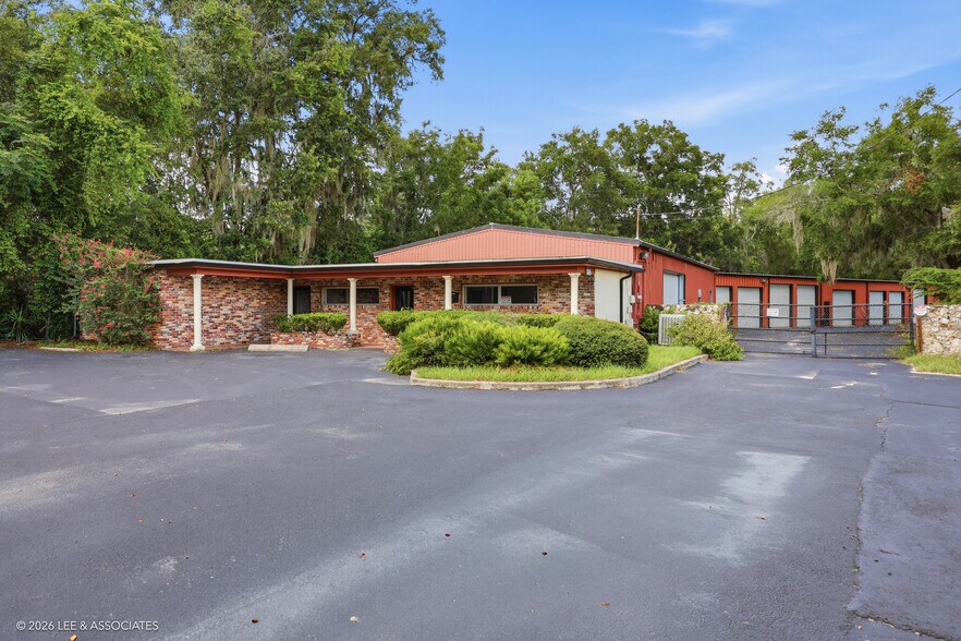 4141 NW 6th St, Gainesville, FL à louer - Photo de l’immeuble – Image 1 sur 22
