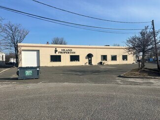 Plus de détails pour 45 Sarah Dr, Farmingdale, NY - Industriel/Logistique à vendre