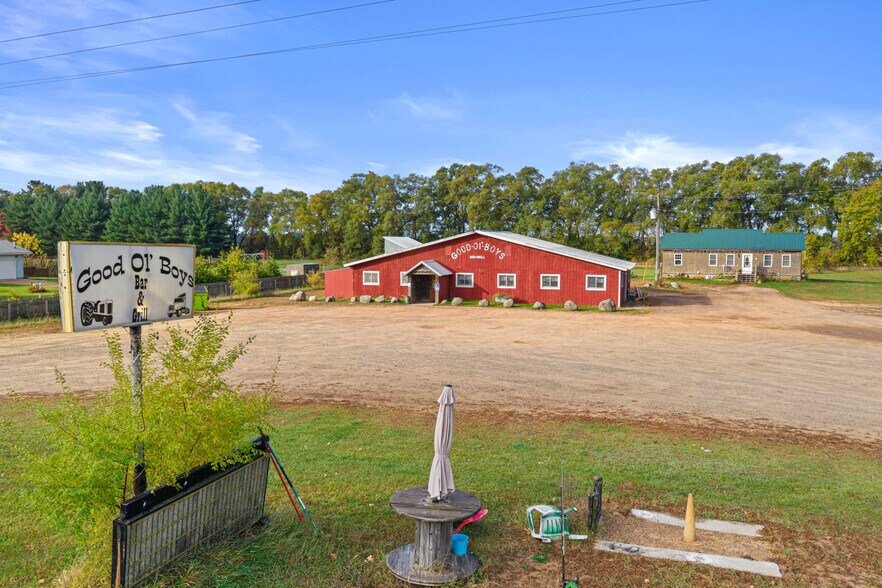 N4183 4th Ave, Hancock, WI à vendre - Photo de l’immeuble – Image 2 sur 41