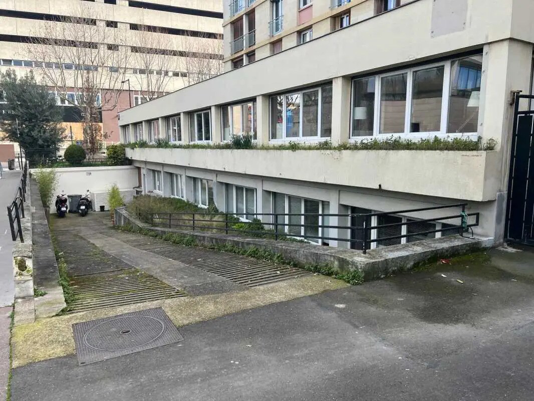 27 Rue Yves Kermen, Boulogne-Billancourt à louer Photo de l’immeuble– Image 1 sur 11
