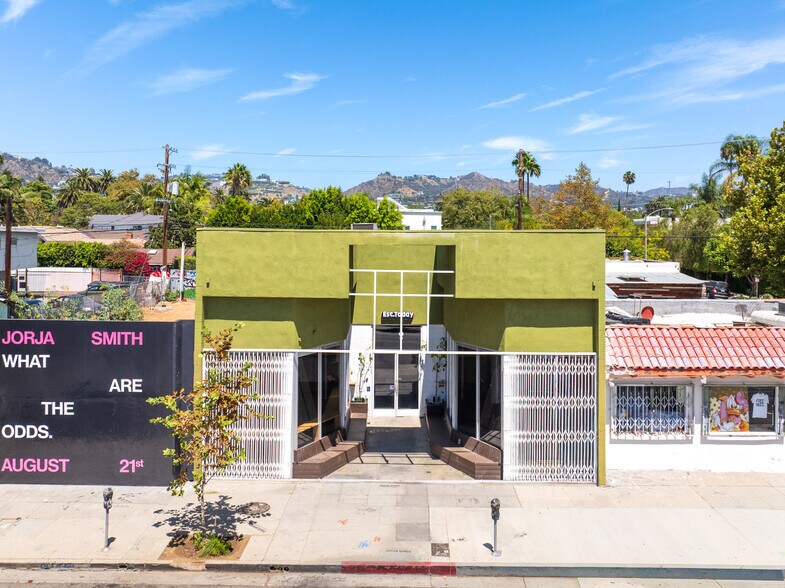 7703 Melrose Ave, Los Angeles, CA à louer - Photo de l’immeuble – Image 1 sur 7