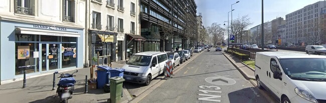 Plus de détails pour Local commercial à louer