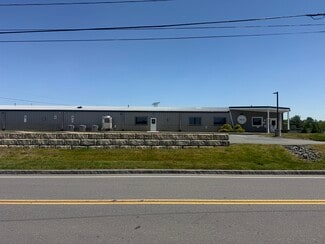 Plus de détails pour 693 Elm St, Bridgewater, MA - Industriel/Logistique à vendre