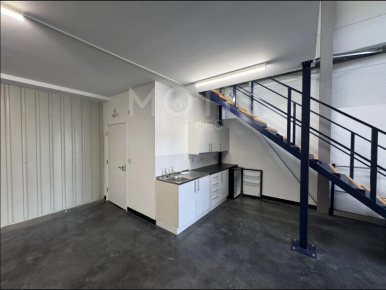 Pent Rd, Folkestone à vendre - Photo de l’immeuble – Image 3 sur 7