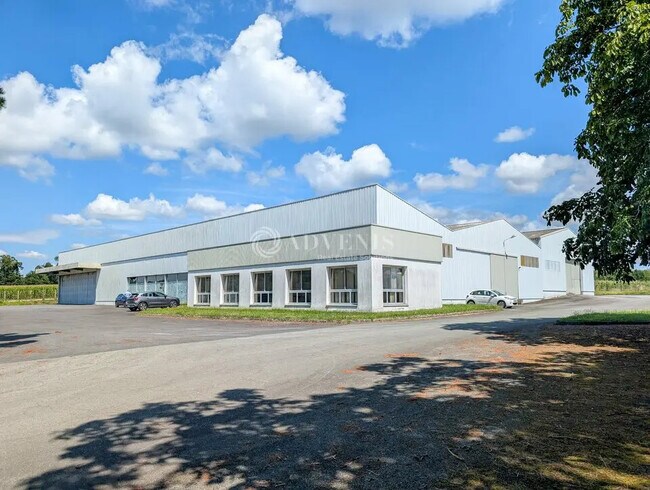 Plus de détails pour Industriel/Logistique à louer