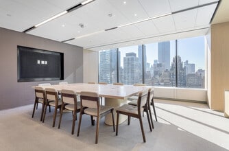 1114 Avenue of the Americas, New York, NY à louer Photo intérieure– Image 2 sur 4