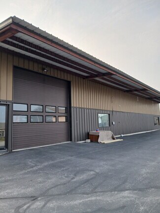 Plus de détails pour 953 Egg Harbor Rd, Sturgeon Bay, WI - Local commercial à vendre