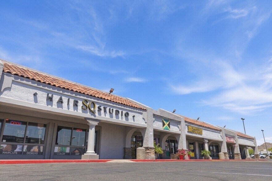 16806-16872 N Cave Creek Rd, Phoenix, AZ à vendre - Photo de l’immeuble – Image 3 sur 23