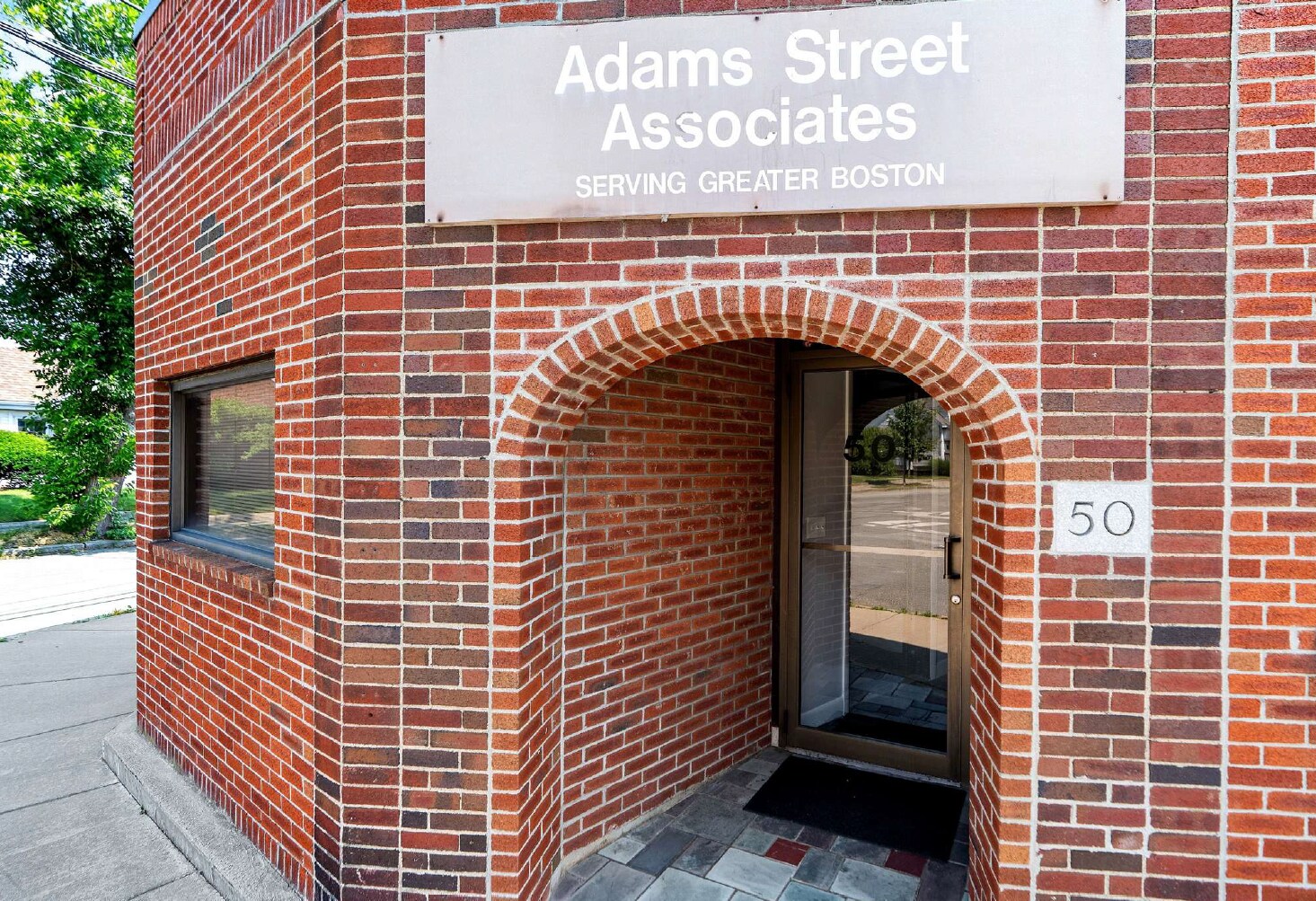 50 Adams St, Newtonville, MA à vendre Photo principale– Image 1 sur 9