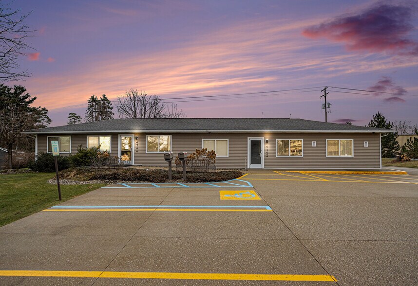 4744 Beckley Rd, Battle Creek, MI à vendre - Photo de l’immeuble – Image 1 sur 28