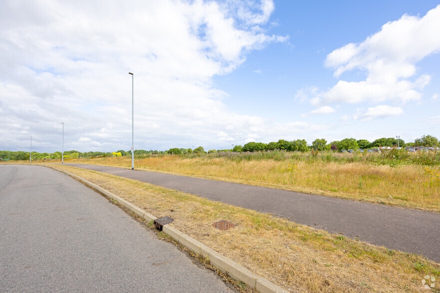 Overfield Park portefeuille de 4 biens à vendre sur LoopNet.fr - Photo de l’immeuble – Image 3 sur 3