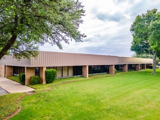 Plus de détails pour 520 Central Pky E, Plano, TX - Bureau, Bureau/Local commercial à louer