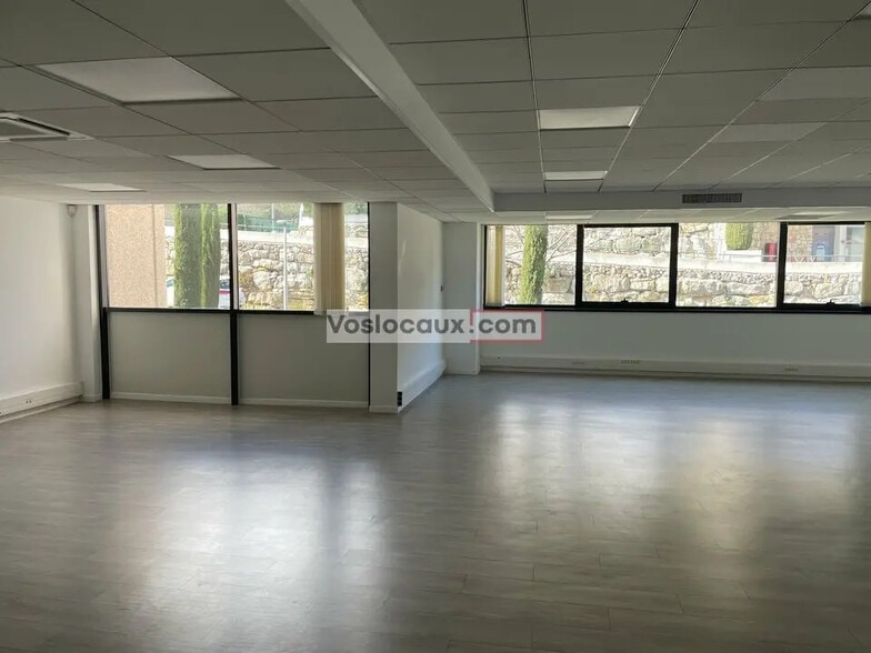 Bureau dans SOPHIA ANTIPOLIS à louer - Photo de l’immeuble – Image 3 sur 6