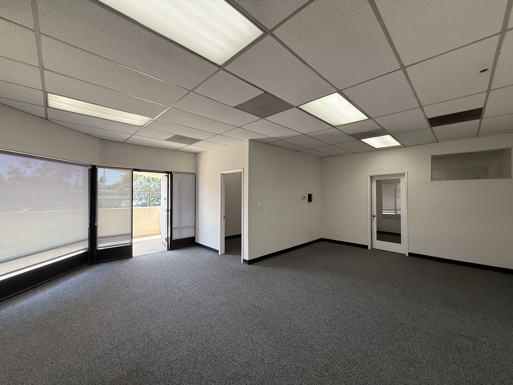 11660-11690 Gateway Blvd, Los Angeles, CA à louer Photo intérieure– Image 1 sur 2
