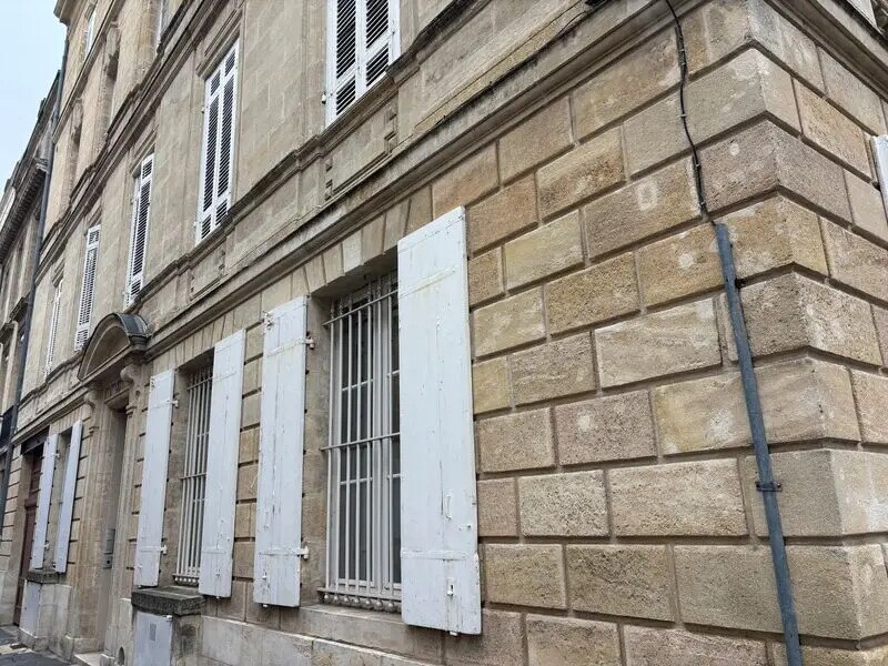 Bureau dans Bordeaux à louer Photo de l’immeuble– Image 1 sur 7