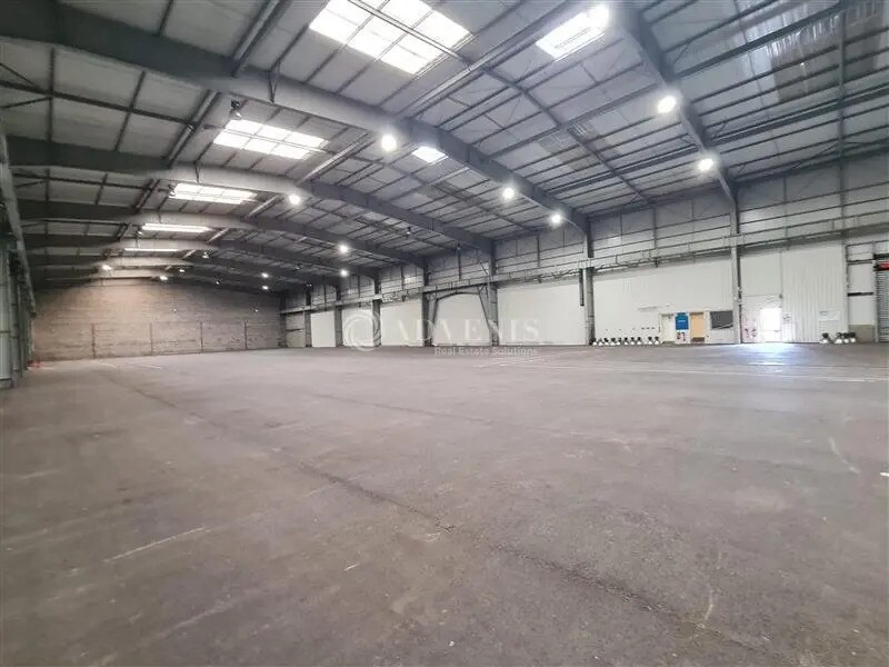 Local d’activités dans Ploufragan à louer Photo de l’immeuble– Image 1 sur 8