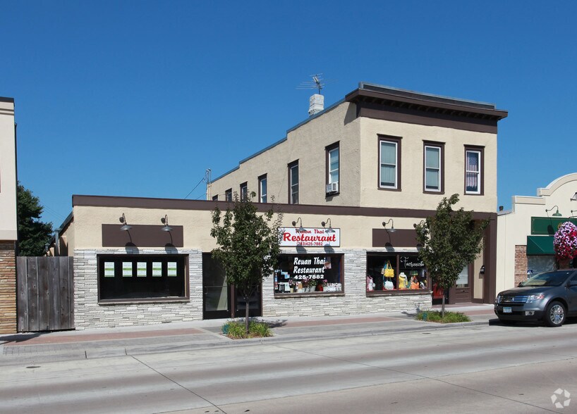 311-313 Central Ave, Osseo, MN à louer - Photo de l’immeuble – Image 2 sur 14