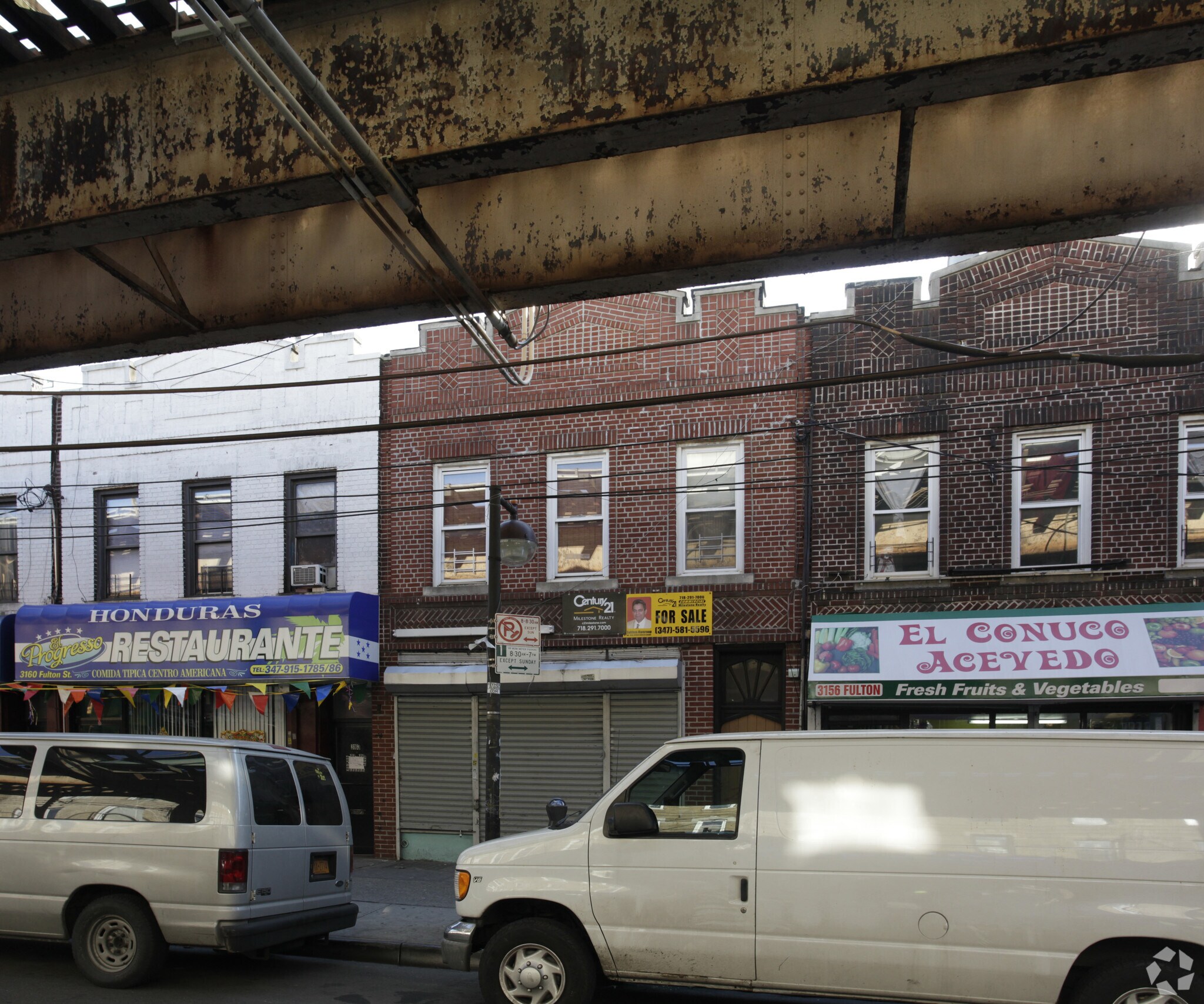 3158 Fulton St, Brooklyn, NY à louer Photo principale– Image 1 sur 7