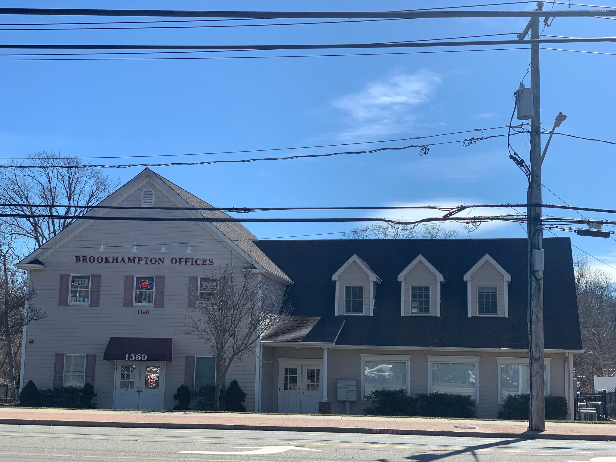 1360 Montauk Hwy, Mastic, NY à louer Photo de l’immeuble– Image 1 sur 58