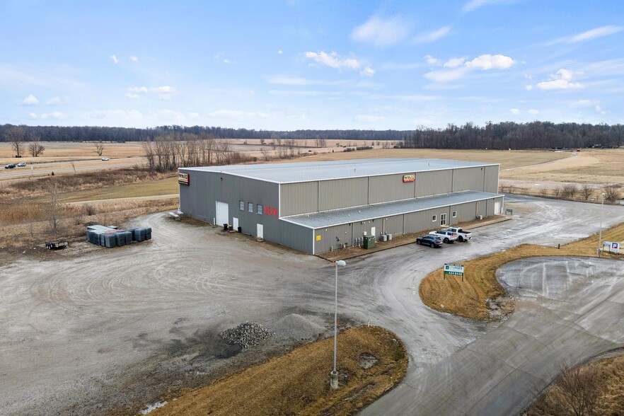 6485 Merchants Dr, Laotto, IN à louer - Photo de l’immeuble – Image 2 sur 11