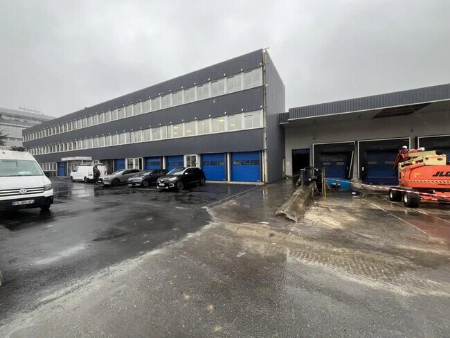 Plus de détails pour Avenue Albert Einstein, Le Blanc-Mesnil - Industriel/Logistique à louer