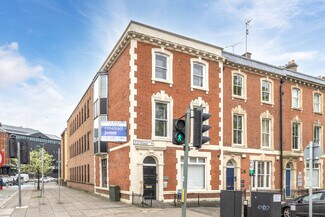 Plus de détails pour 25 Windsor Pl, Cardiff - Bureau à louer