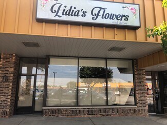 Plus de détails pour 345 E Indian Trl, Aurora, IL - Local commercial à louer