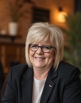 Lori Hallatt