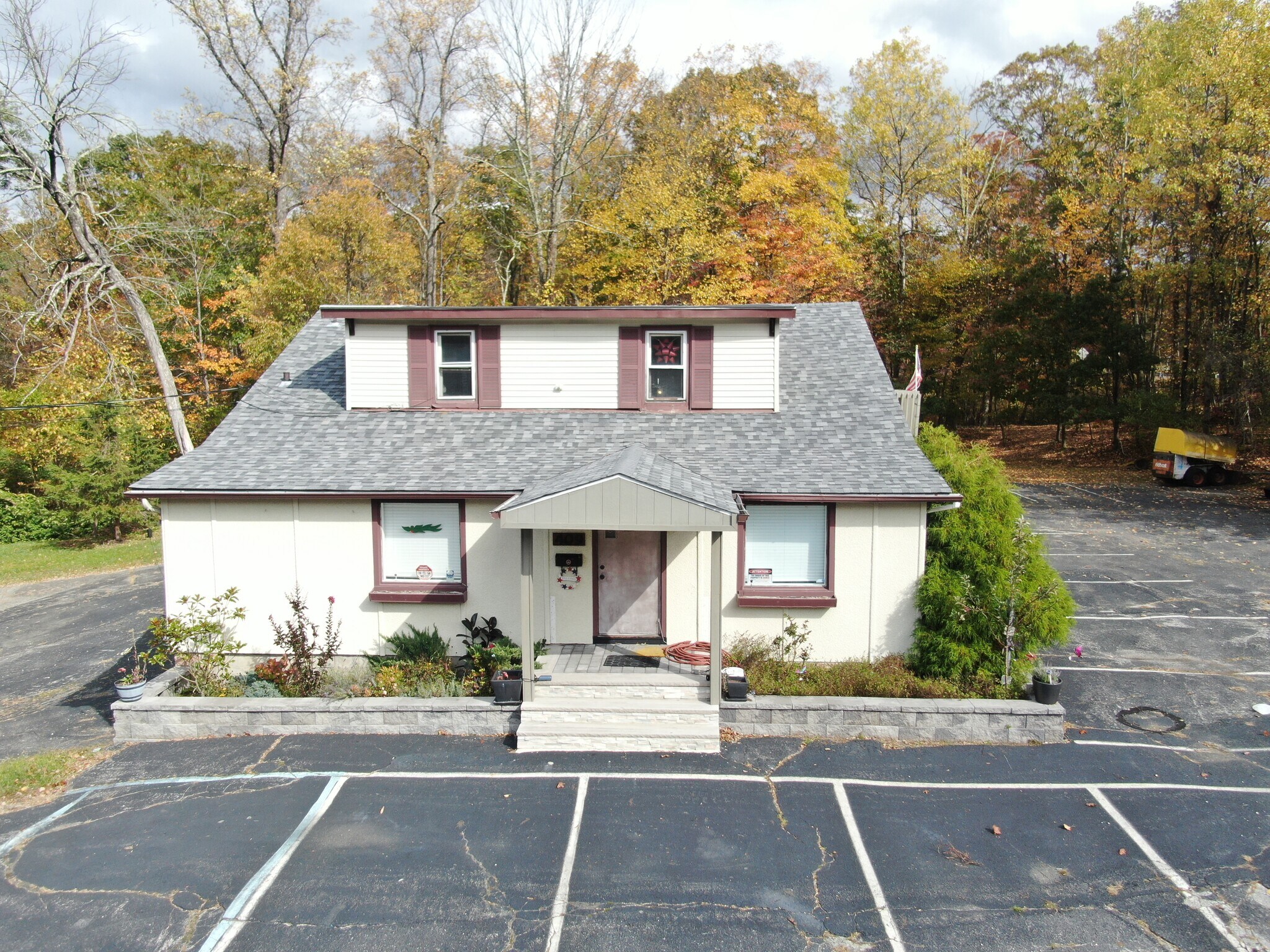 409 Woodport Rd, Sparta, NJ à vendre Photo principale– Image 1 sur 59