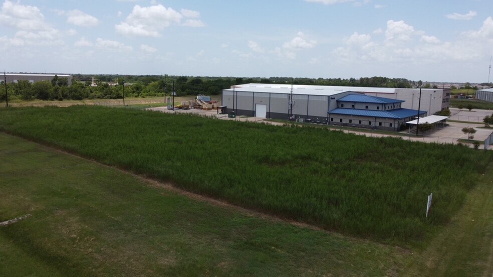 0 Clay Road, Katy, TX à louer - Photo principale – Image 1 sur 8